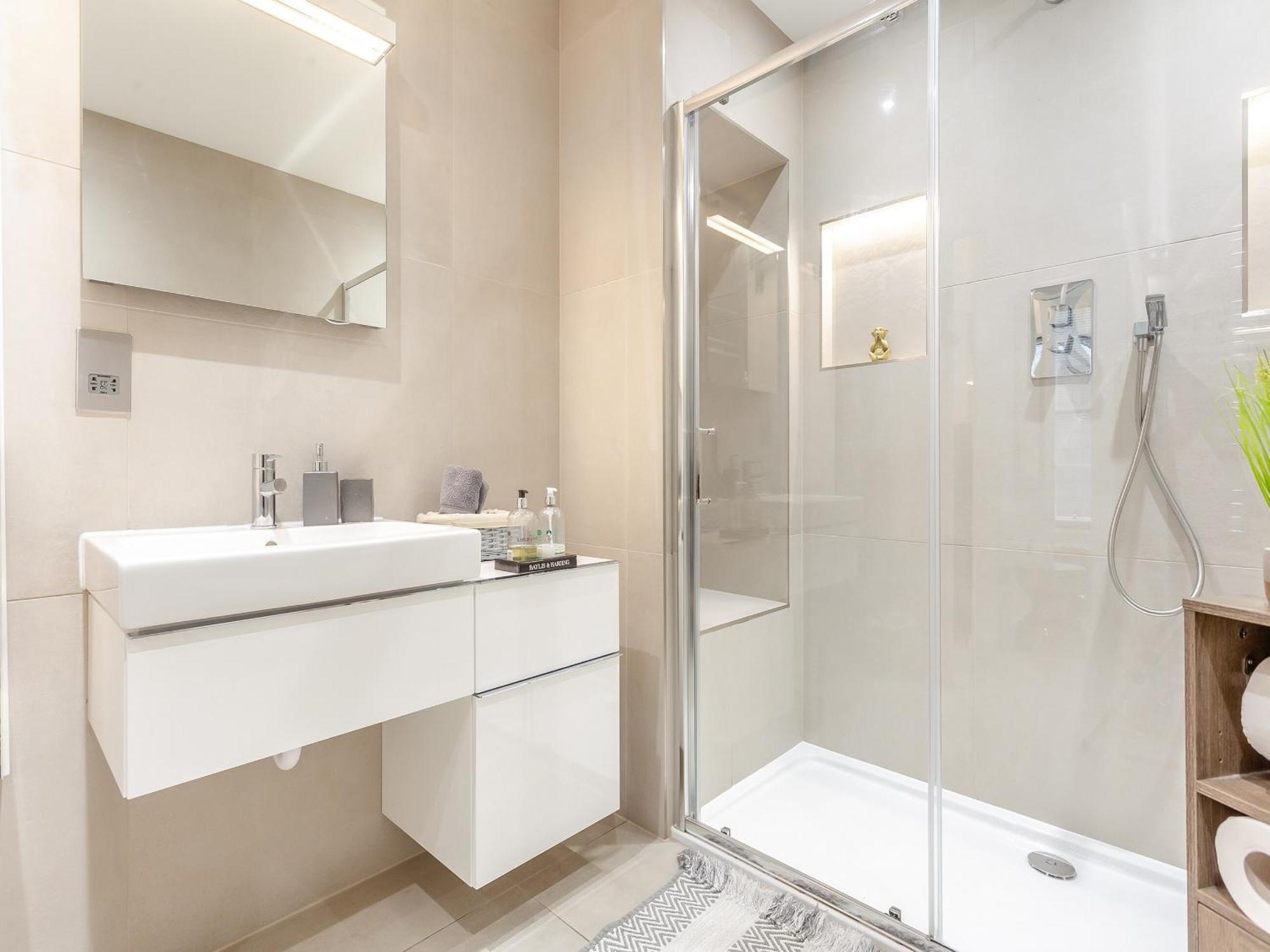 Spire View Villa Aberdeen Luaran gambar