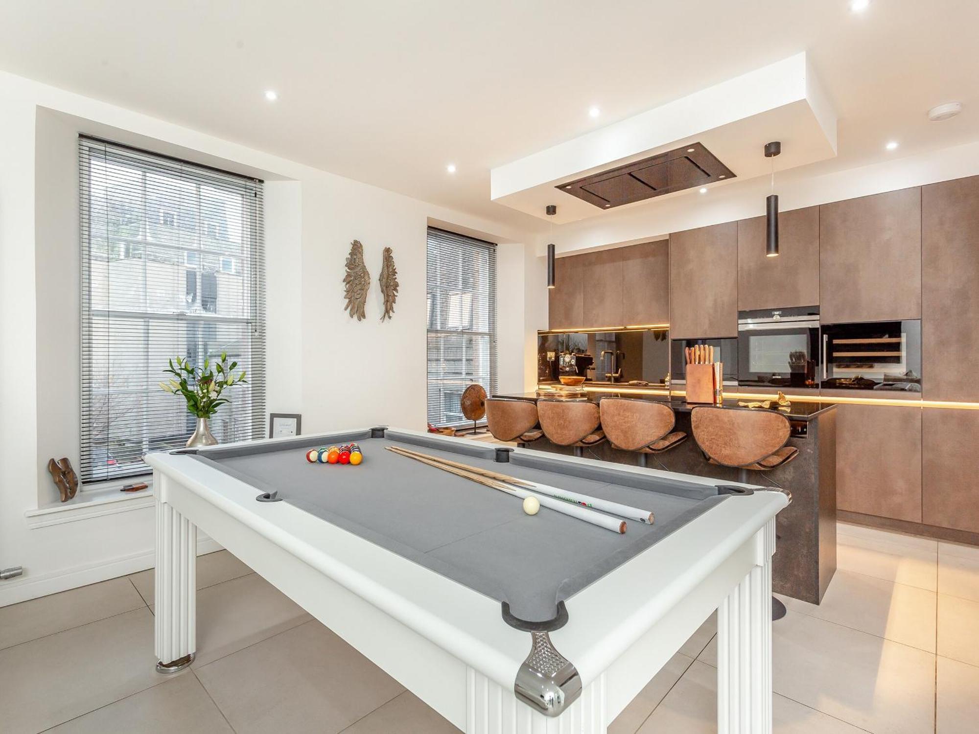 Spire View Villa Aberdeen Luaran gambar